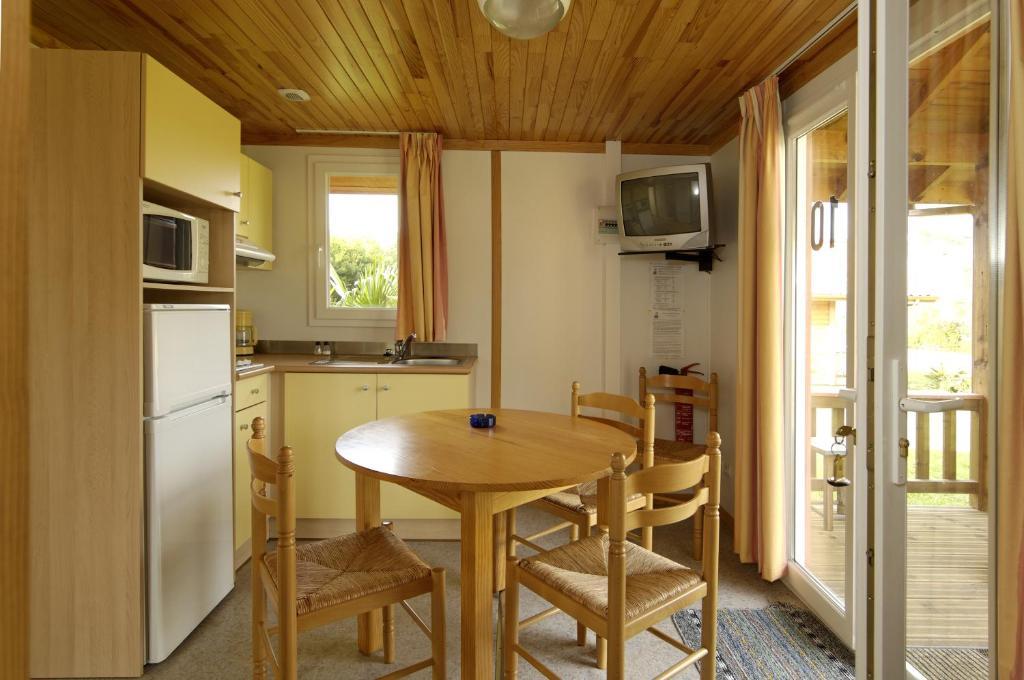 Domaine Du Roi Kysmar Hotell Villandraut Rom bilde